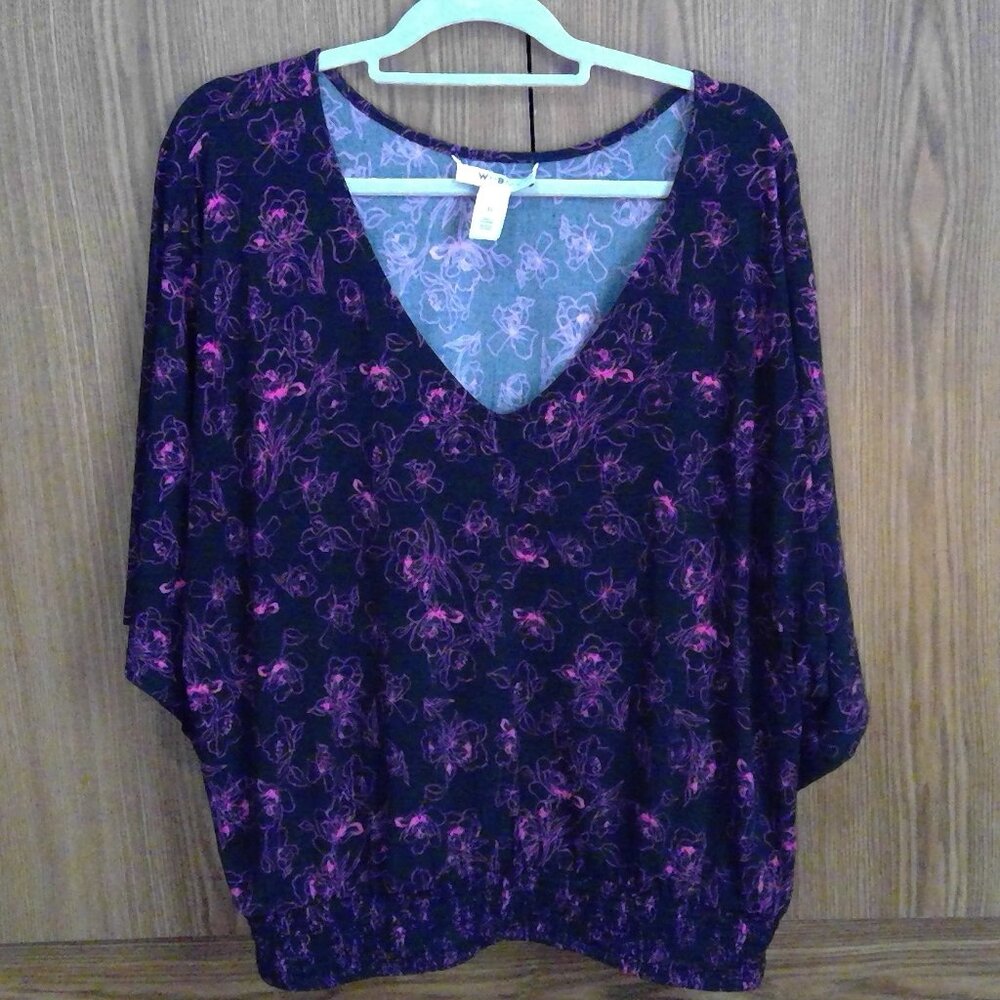 White House Black Market Black and Pink Floral Kimono Tee